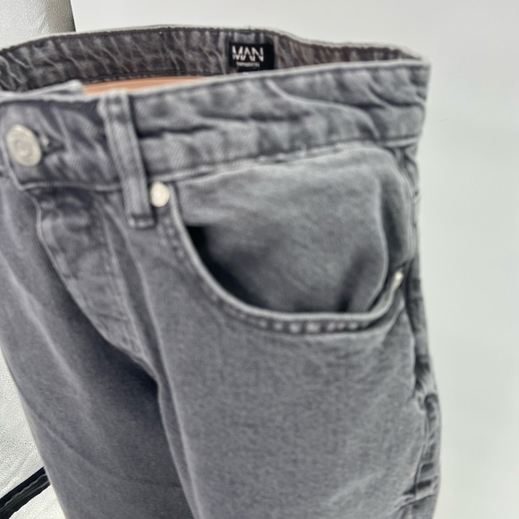 Boohoo Man Distressed Ripped Jeans Size 32 - Picture 3 of 7